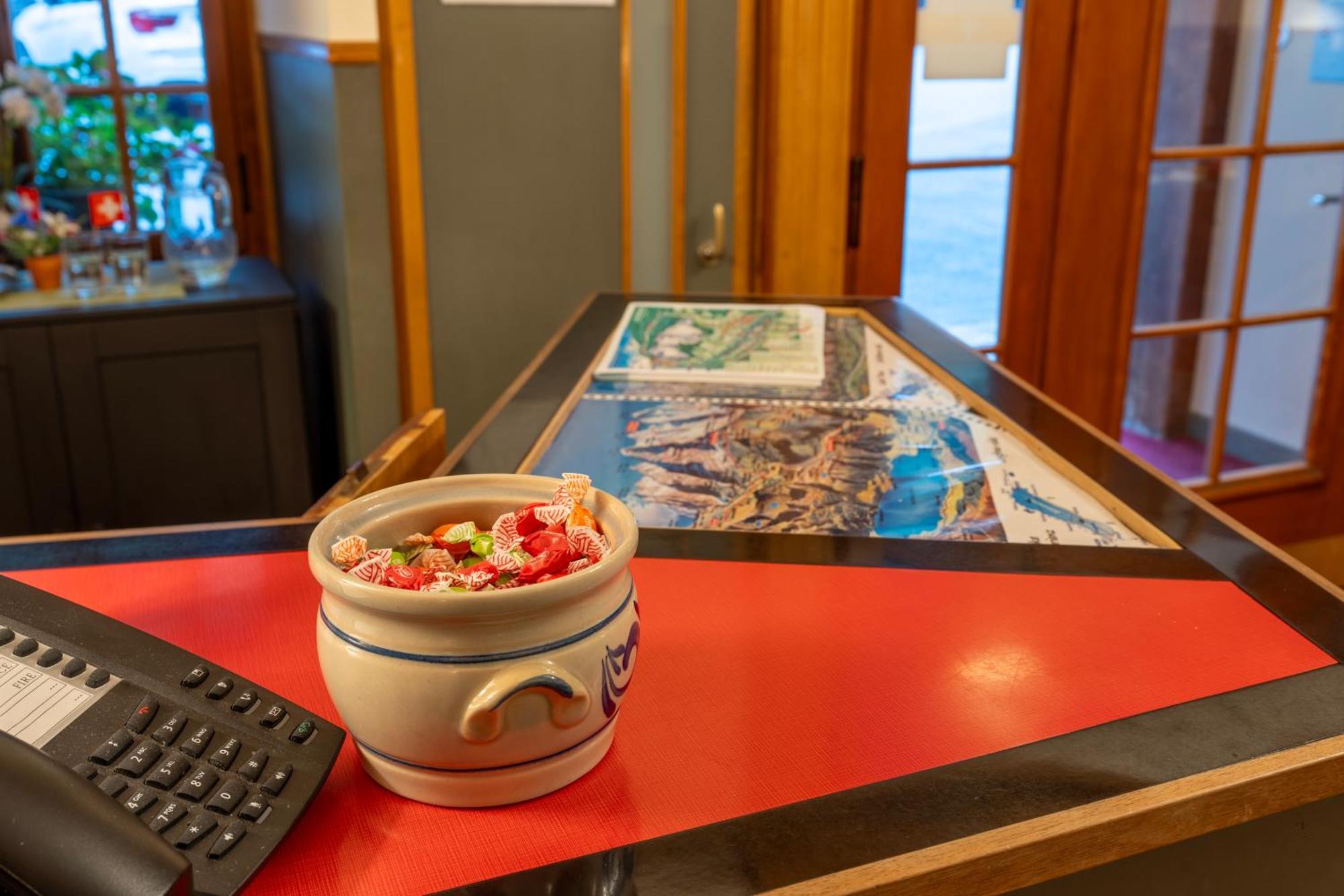 Hotel Staubbach Lauterbrunnen Eksteriør bilde