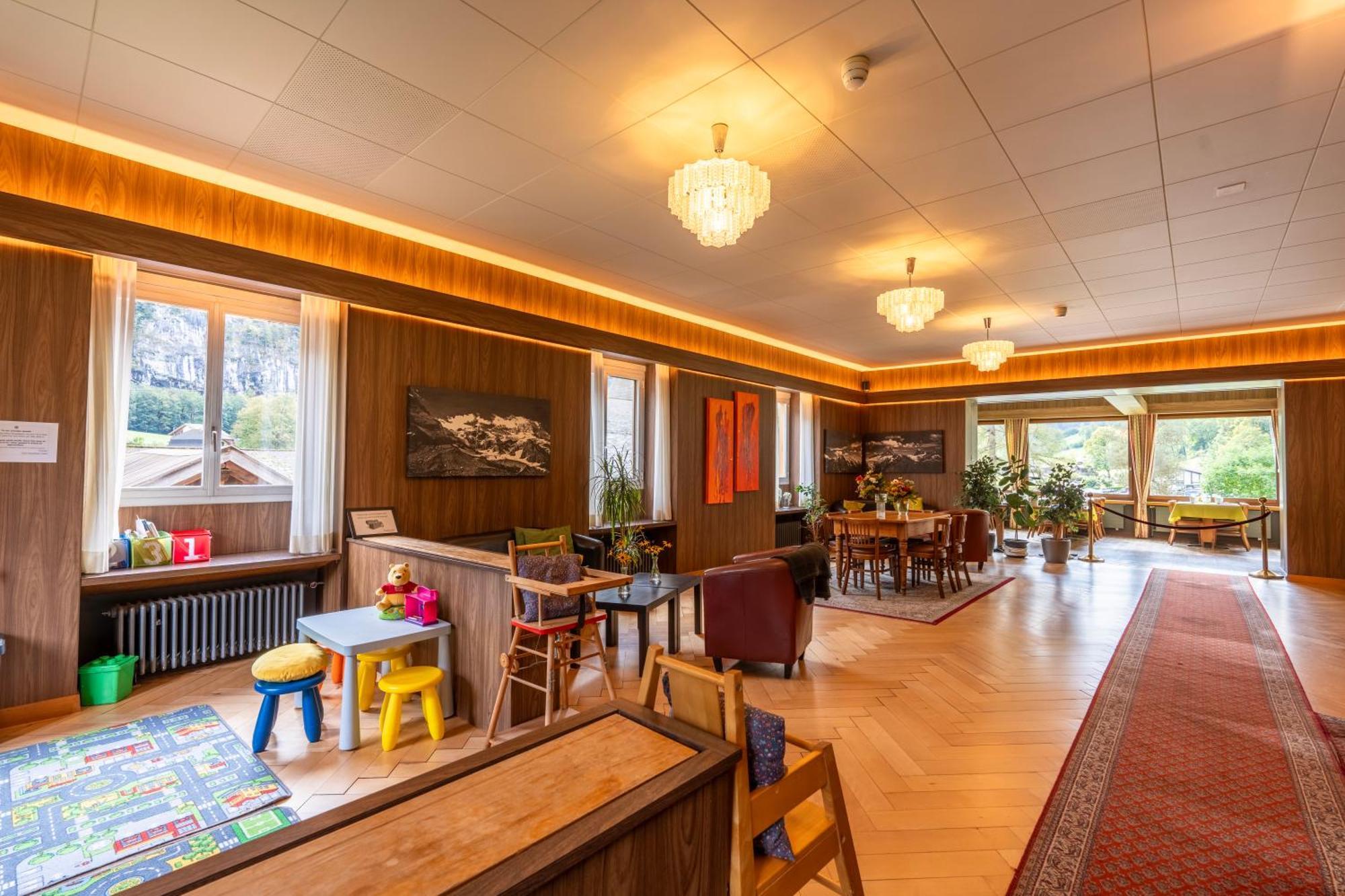 Hotel Staubbach Lauterbrunnen Eksteriør bilde