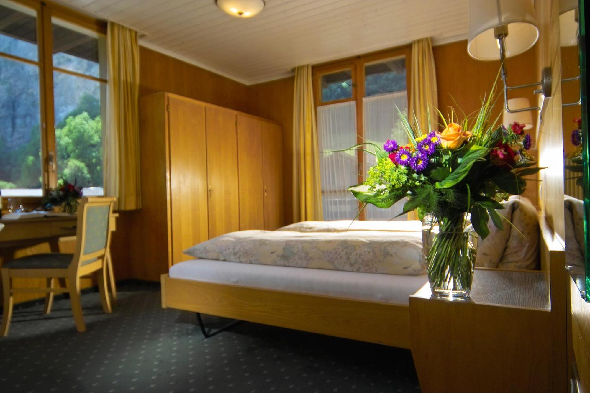 Hotel Staubbach Lauterbrunnen Eksteriør bilde