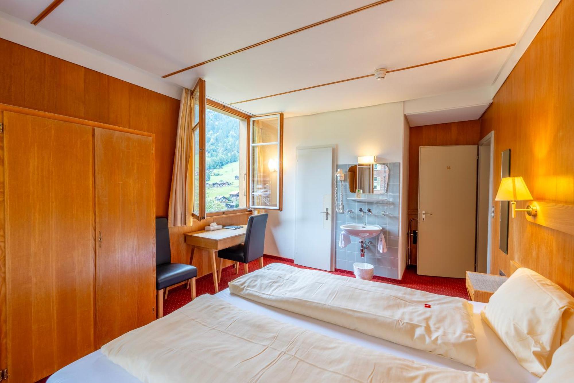 Hotel Staubbach Lauterbrunnen Eksteriør bilde
