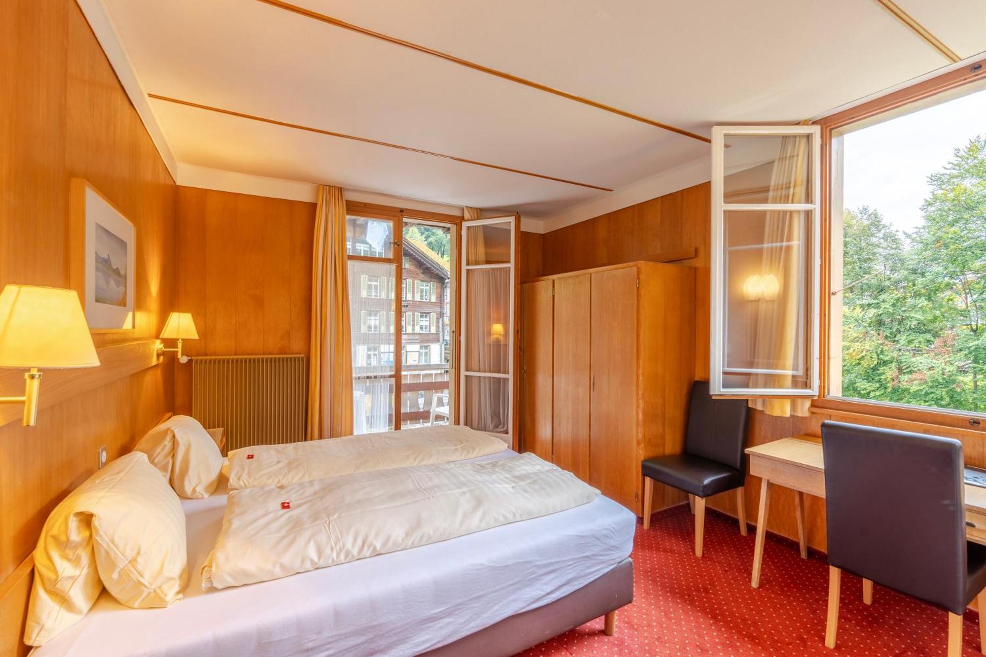 Hotel Staubbach Lauterbrunnen Eksteriør bilde