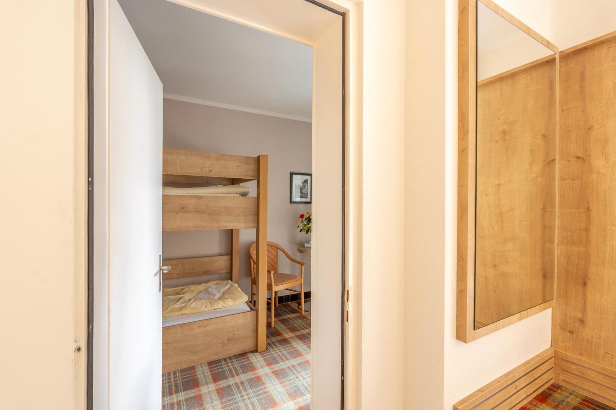 Hotel Staubbach Lauterbrunnen Eksteriør bilde