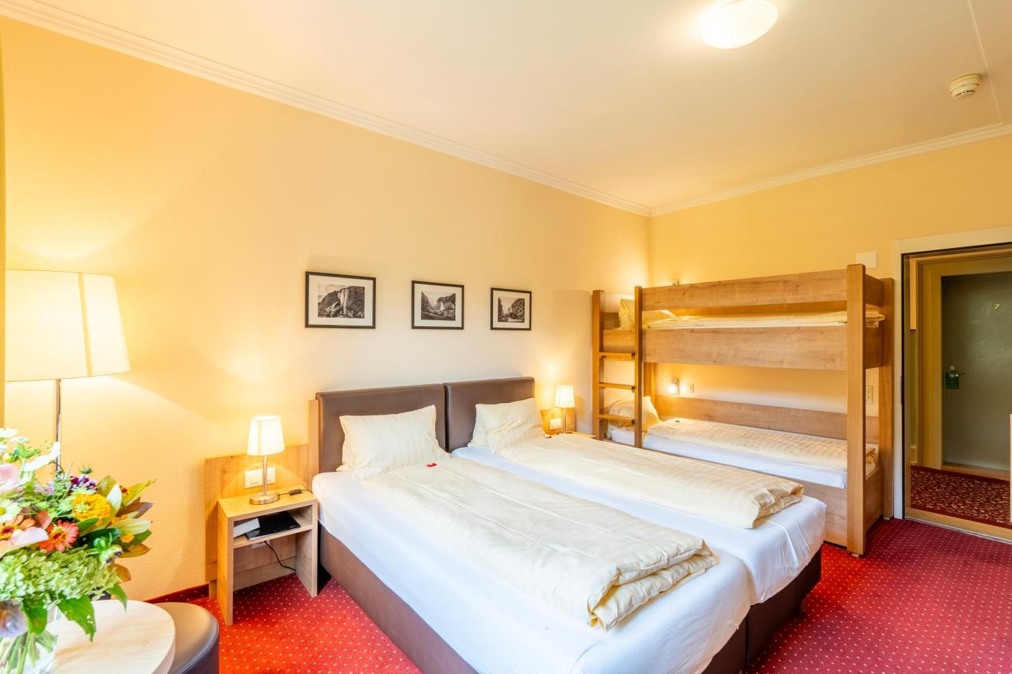 Hotel Staubbach Lauterbrunnen Eksteriør bilde
